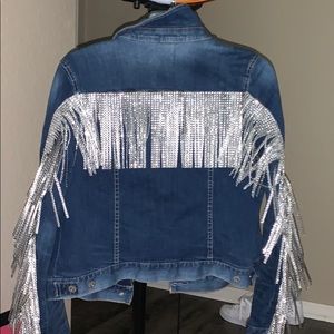 I am selling this cut Jean jacket I made !